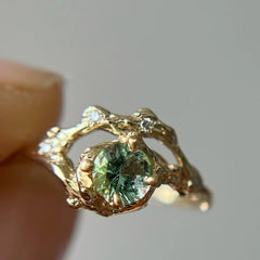 טבעת זירקוניה מתכת ירוקה