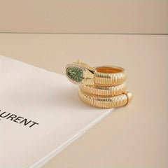 "שעון נשים יוקרתי ואיכותי, מנגנון קוורץ, רצועת מתכת נירוסטה, עיצוב אופנתי בצבע זהב."