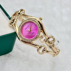 "שעוני יד נשים יוקרתיים, מותג מוביל, אלגנטיים ומעוצבים, רצועת מתכת, מנגנון קוורץ, איכות גבוהה בצבע זהב."