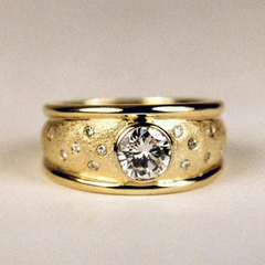 טבעת וינטג' זהב עם ציפוי קריסטל