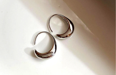 עגילי זהב יוקרתיים