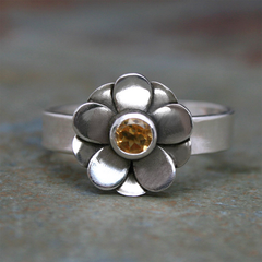 טבעת וינטג' כסף דייזי