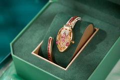 ✨ שעון קווורץ לנשים עם עיצוב נחש וצמיד ריינסטון – מתנה אופנתית לאישה 💎