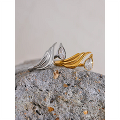 Feather Ring with Zirconia Pave in 18k Gold Plating | Elegant Jewelry with a Sparkling Design – Euphoria Jewels Co