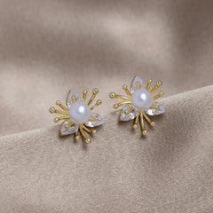 עגילי קריסטל ופנינה פרחוניים