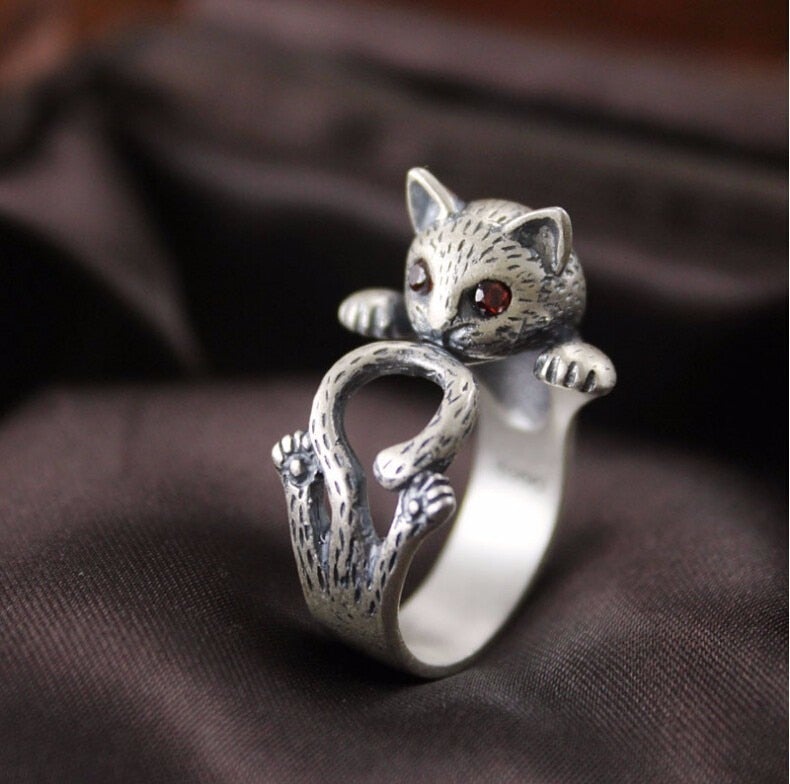 טבעת חתול מתכווננת צבועה ביד בכסף 925