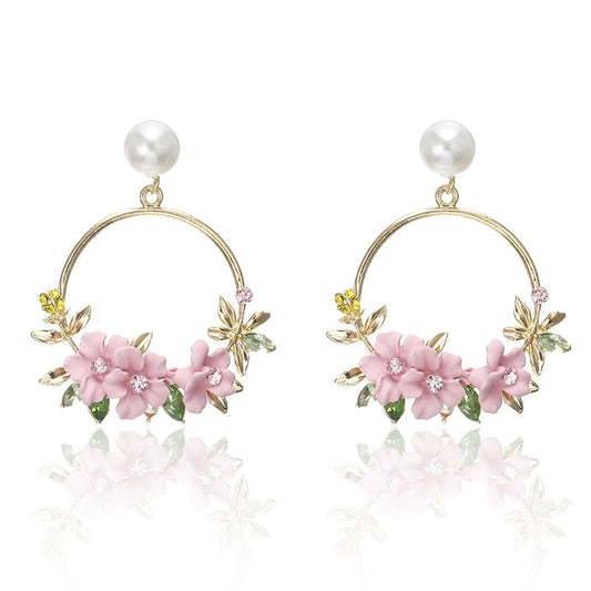 עגילי פרחים ופנינה בזהב