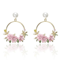 עגילי פרחים ופנינה בזהב